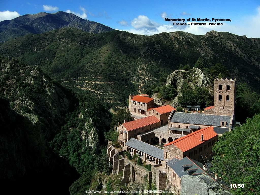 Книга монастырь святой анны. Монастырь сен Мартен дю Канигу. Монастырь Святого Матфея Франция. Монастырь Святого Лоренцо.